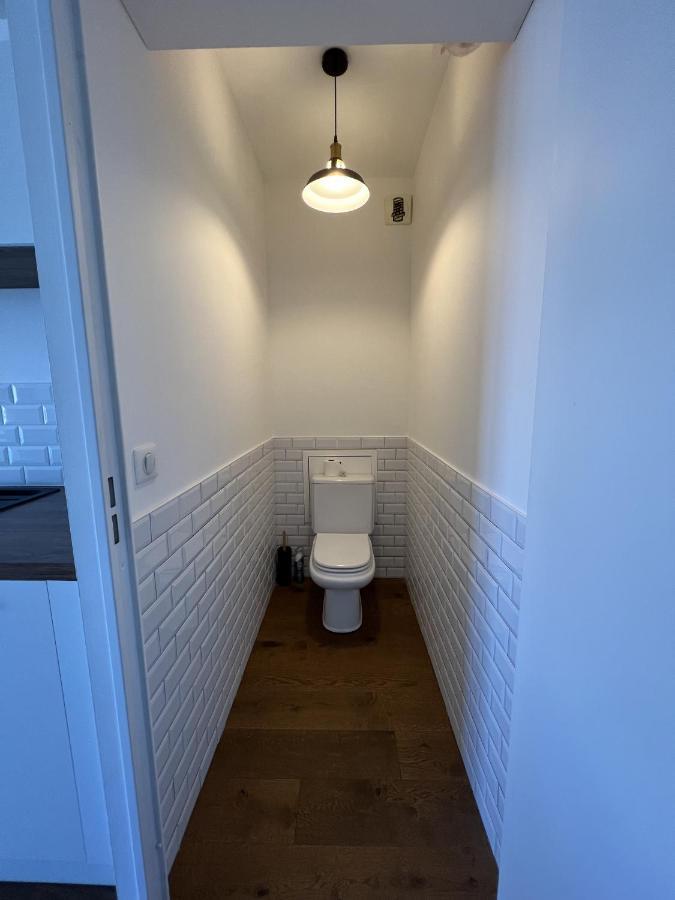 Appartement Accueillant, Tres Bien Situe น็องต์ ภายนอก รูปภาพ